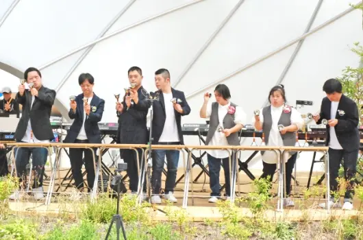 ポップザウルス